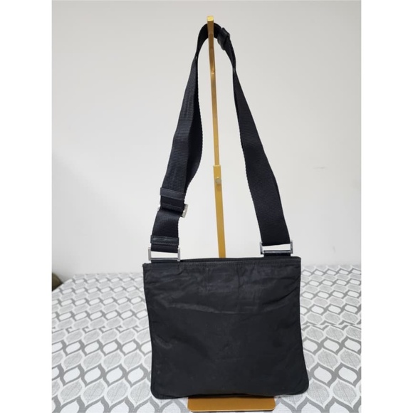Authentic Prada Vintage Vela Nero Nylon Shoulder Bag Black - Picture 5 of 10